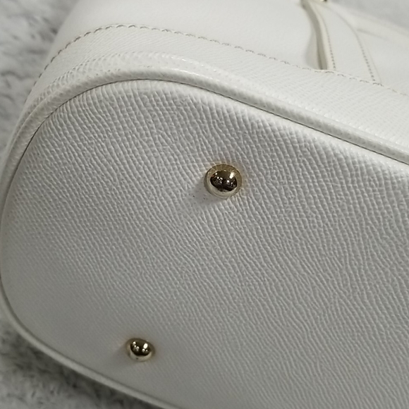 Dooney and Bourke white shoulder bag - Picture 2 of 9